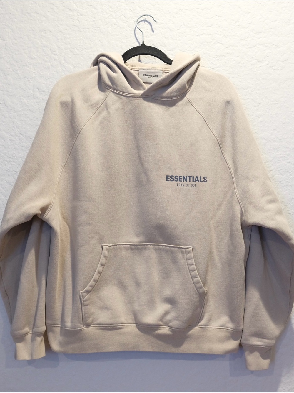 Essentials Fear of God Hoodie Size S Beige Logos Reflective Pocket *Read